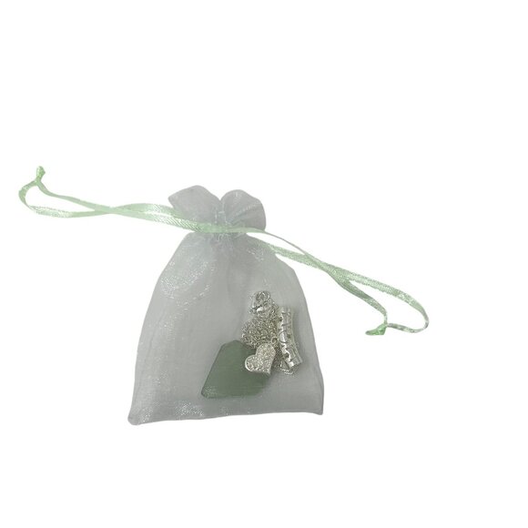 Green Seaglass Pendant,‎ 20" Silver Plated Cable Chain and Bobble w/Heart Charm - Picture 6 of 6